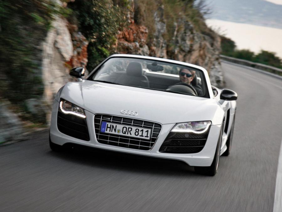  Audi R8 Spyder 5.2 FSI Quattro 2010 года  (WW) (фото 44 из 79)